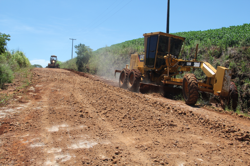 Secretaria de Obras intensifica trabalhos no interior de Consolata